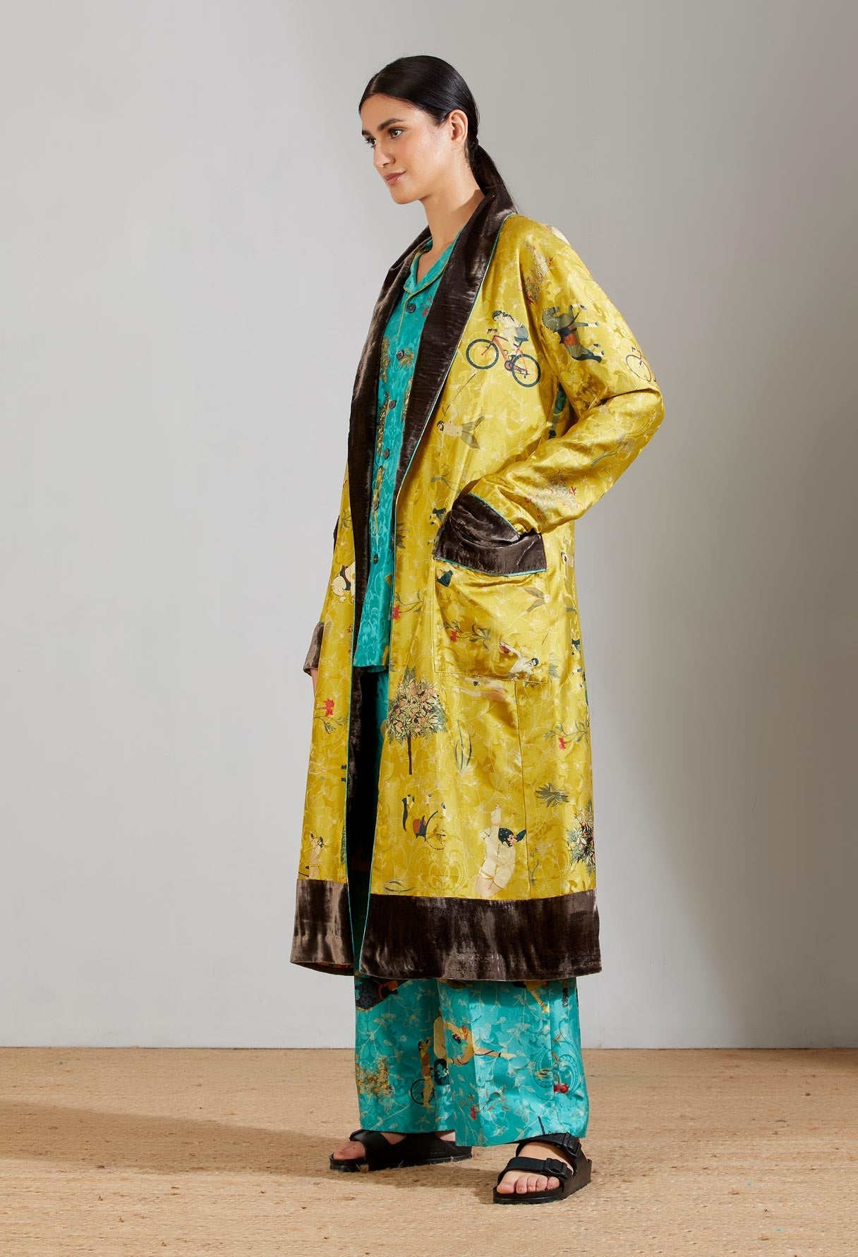 Libaas Robe Silk Damask Mustard