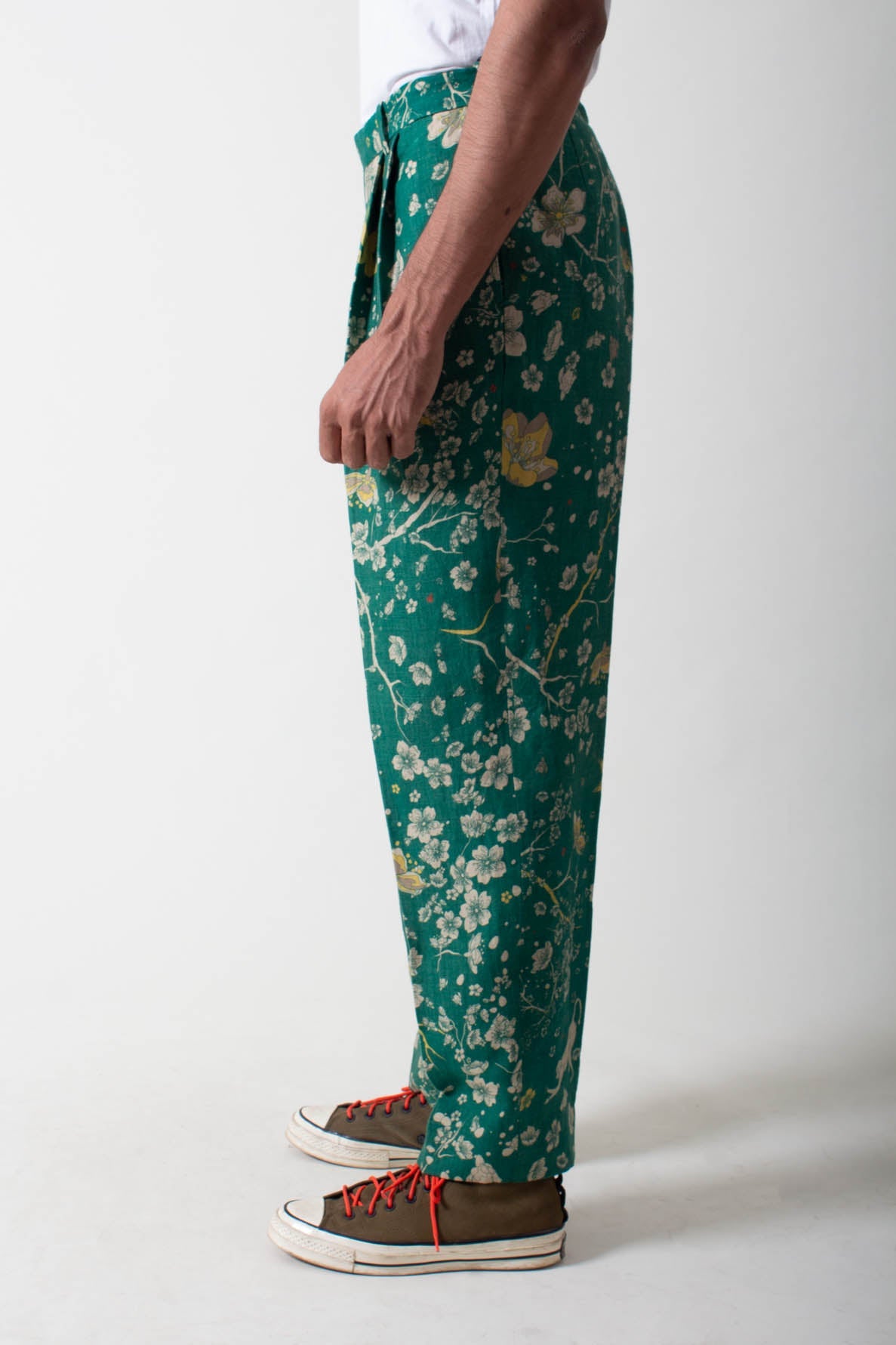 Green Forest Blossom Carrot Trouser