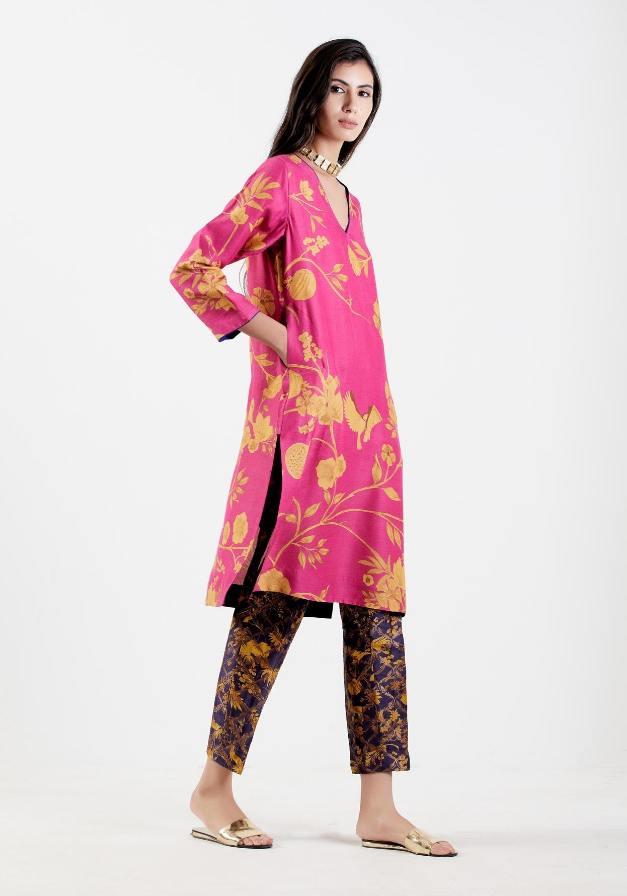 V Neck Kurta Muga Satin Rani