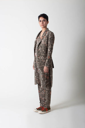 Grey Forest Blossom V Neck Kurta in Linen