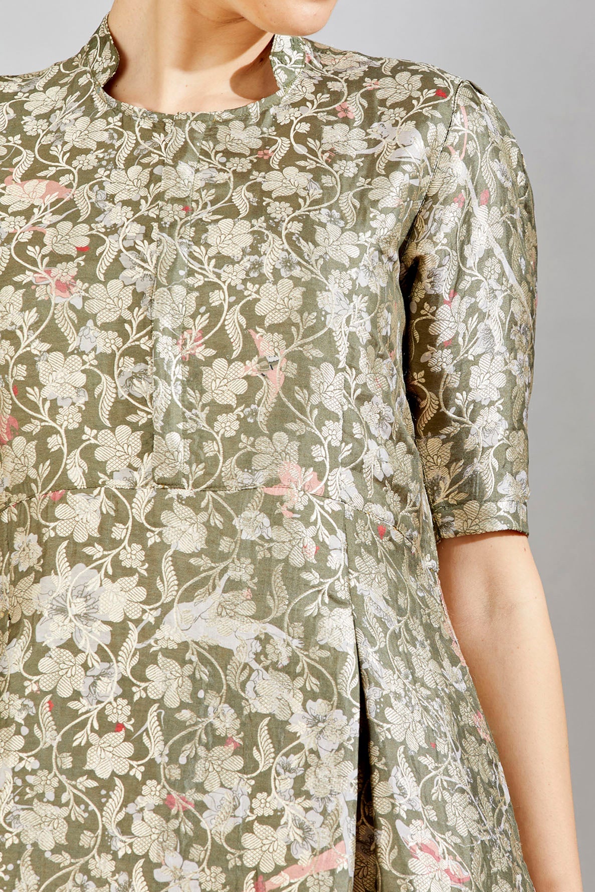 Sd Box Pleat Dress, Silk Brocade, Grey Forest Blossom