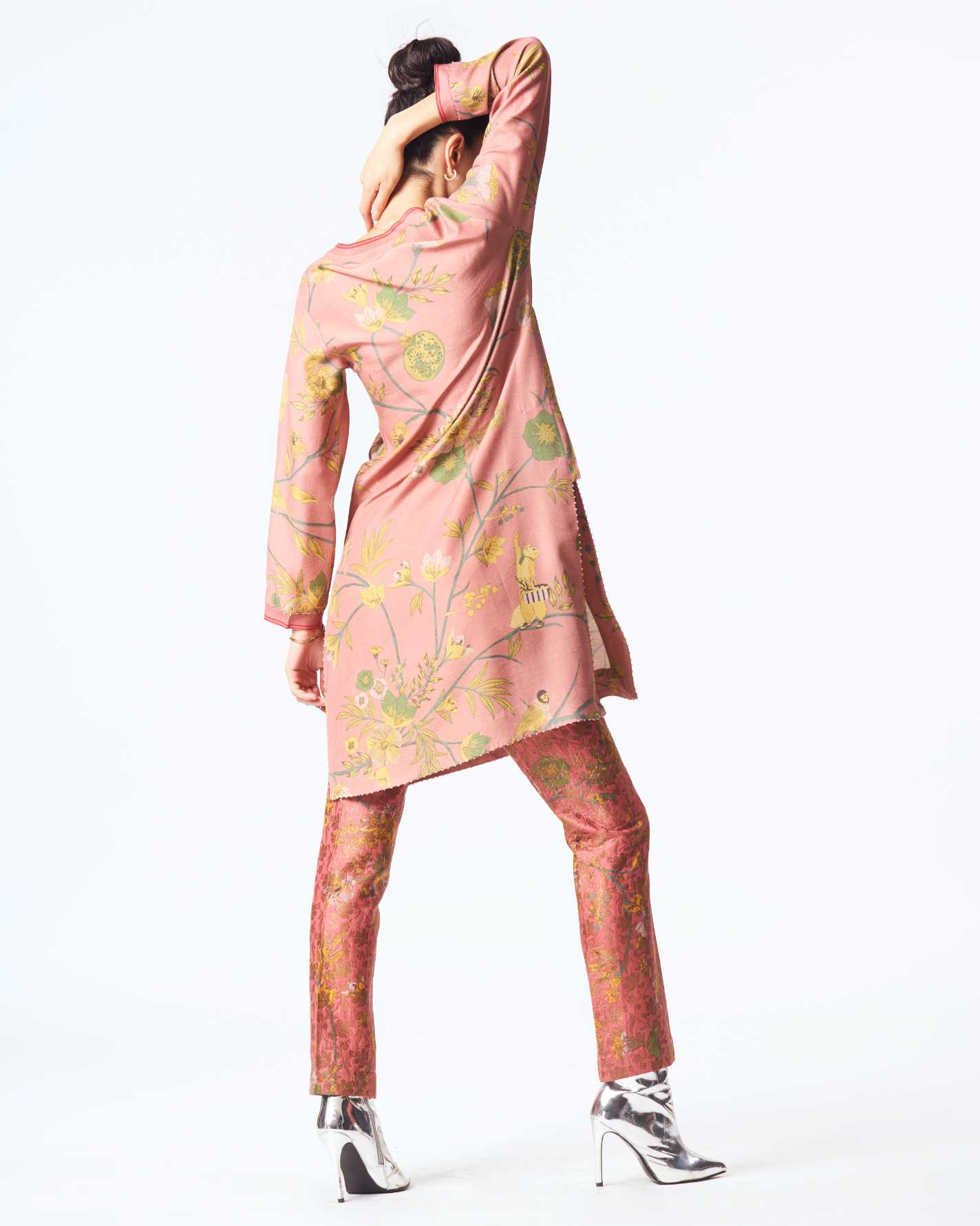V Neck Kurta Muga Satin Rose