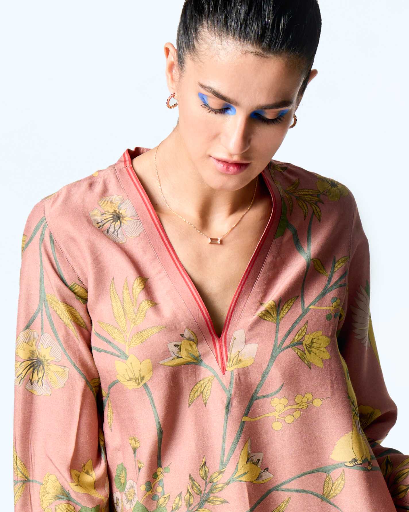 V Neck Kurta Muga Satin Rose