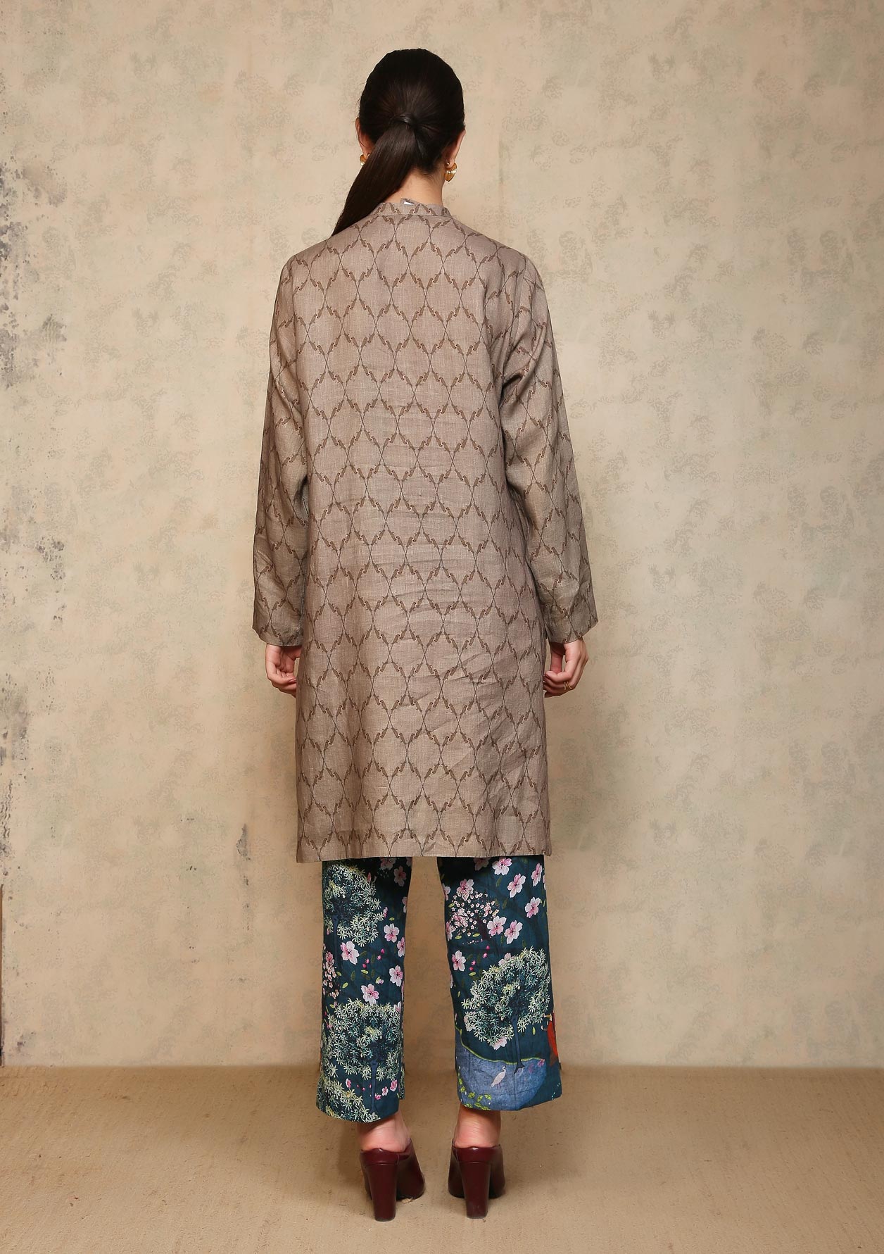 Bade Miyan Kurta Linen Beige